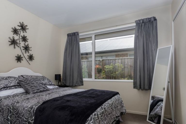 Photo of property in 3a Annies Lane, Aidanfield, Christchurch, 8025