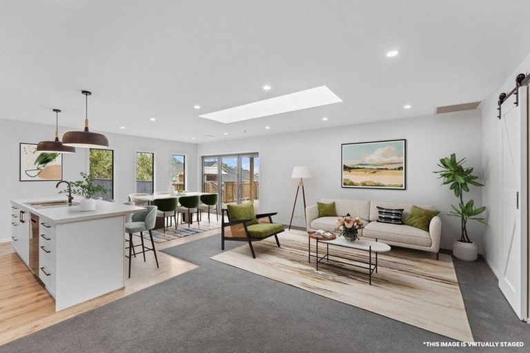 Photo of property in 22a Huia Street, Waikanae, 5036