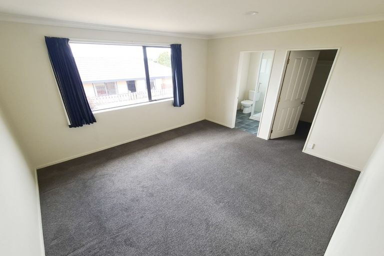 Photo of property in 14 Rochester Place, Nawton, Hamilton, 3200