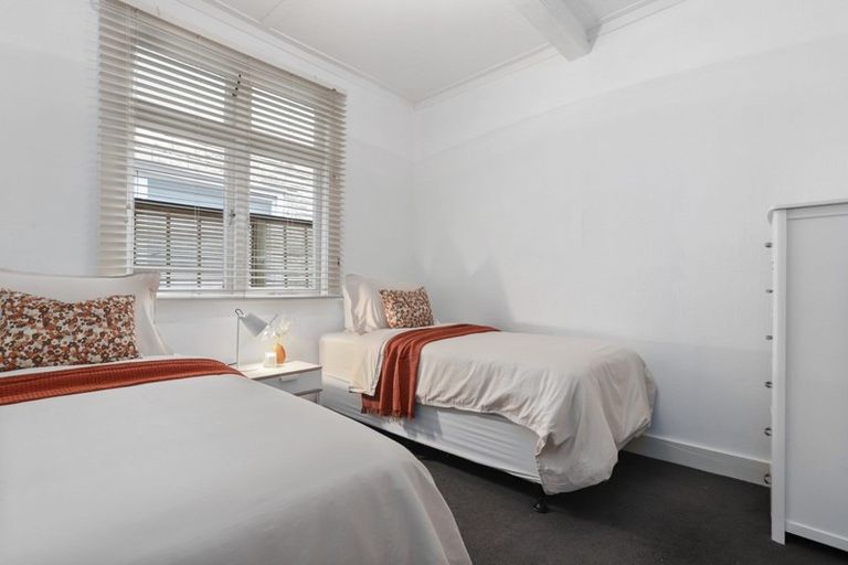 Photo of property in 14 King Edward Parade, Devonport, Auckland, 0624