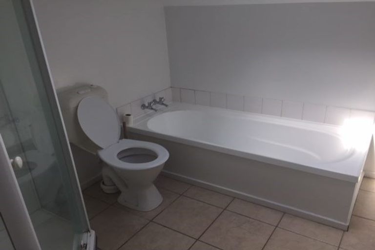 Photo of property in 630 Barbadoes Street, Edgeware, Christchurch, 8013