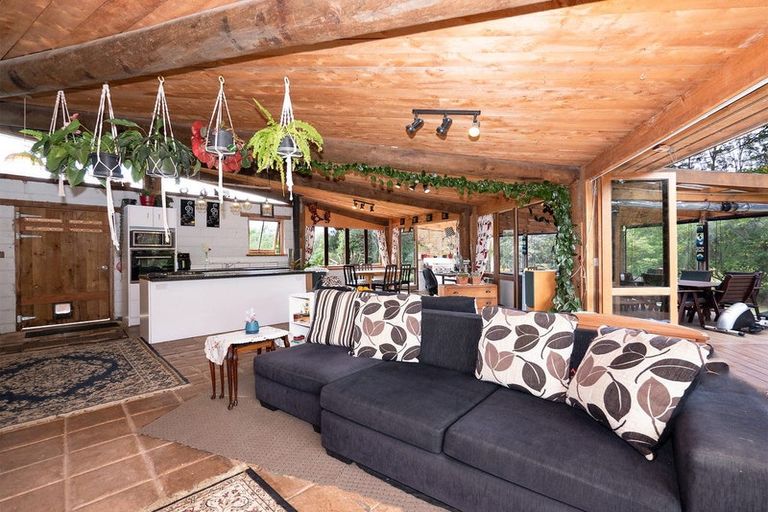 Photo of property in 121b Waimate North Road, Kerikeri, 0293