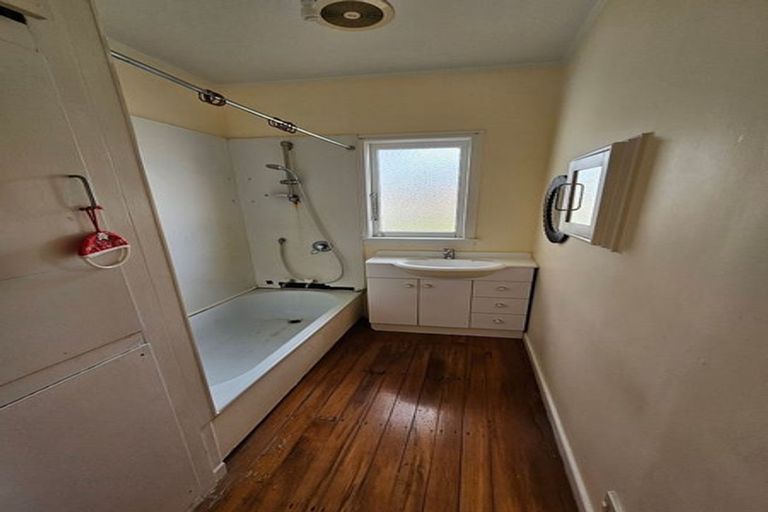 Photo of property in 5 Fergusson Avenue, Sandringham, Auckland, 1025