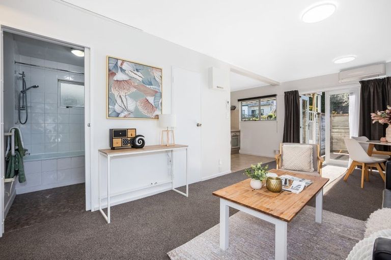 Photo of property in 5/126 Redwood Avenue, Tawa, Wellington, 5028