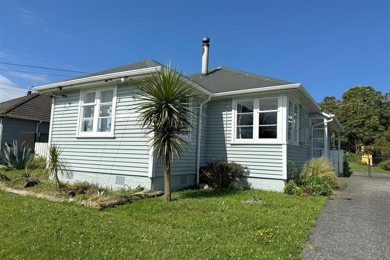 Photo of property in 81 Fitzgerald Street, Cobden, Greymouth, 7802