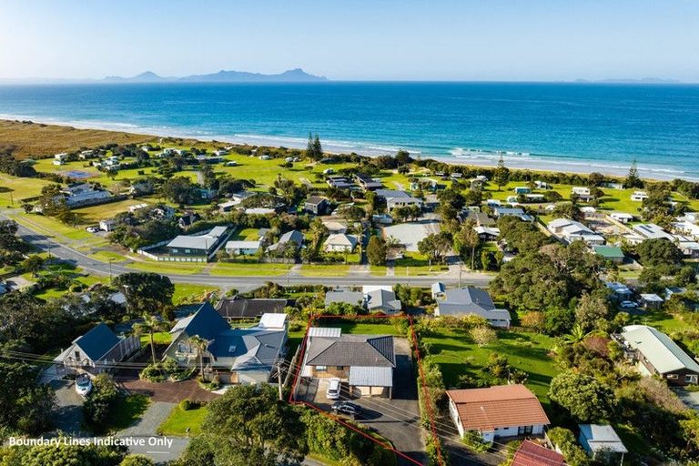 Photo of property in 17 Saint Anne Road, Waipu, 0582