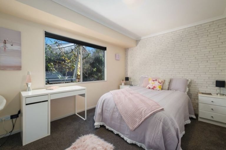 Photo of property in 9 Crawford Place, Lake Hayes, Queenstown, 9304