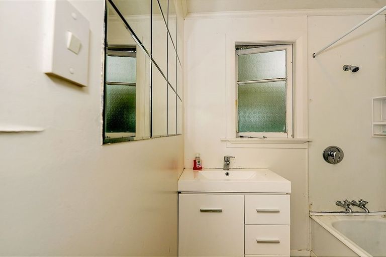 Photo of property in 4 Koremata Street, Green Island, Dunedin, 9018