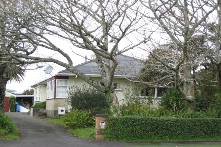 Photo of property in 255 Coronation Avenue, Welbourn, New Plymouth, 4310