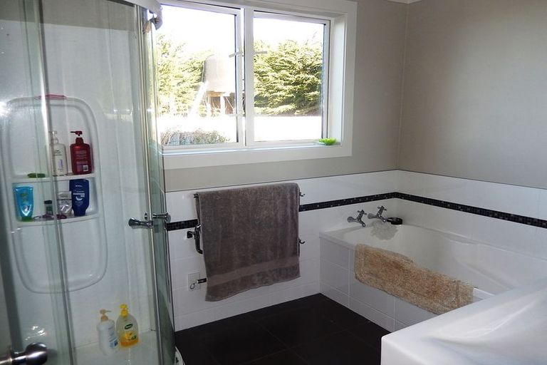 Photo of property in 37 Clareview Road, Herbert, Oamaru, 9495