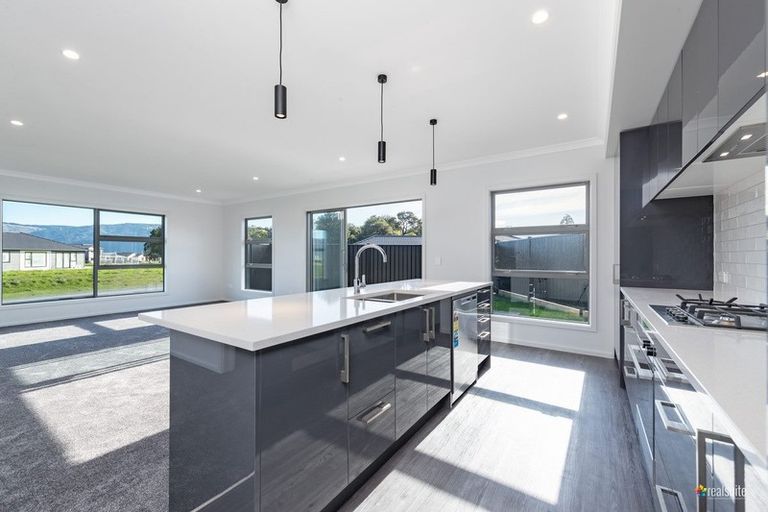 Photo of property in 24 Fenwick Crescent, Hillcrest, Hamilton, 3216