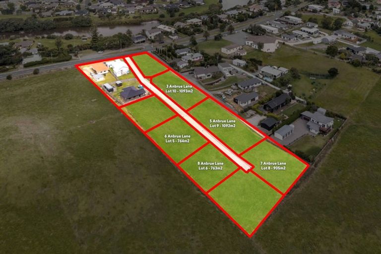 Photo of property in 5 Anbrue Lane, Ruakaka, 0116