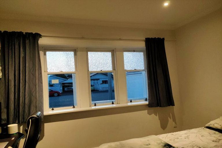 Photo of property in 8 Plunket Avenue, Petone, Lower Hutt, 5012