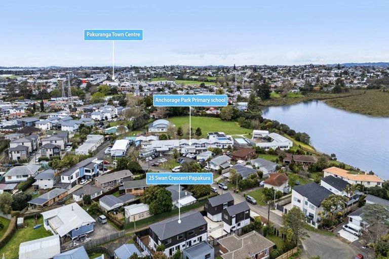 Photo of property in 25 Swan Crescent, Pakuranga, Auckland, 2010