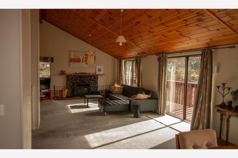 Photo of property in 97c Goldfinch Street, Ohakune, 4625