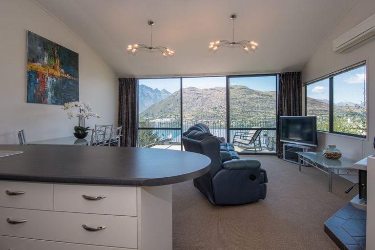 Photo of property in Elkridge Apartments, 14/64 Marina Drive, Frankton, Queenstown, 9300
