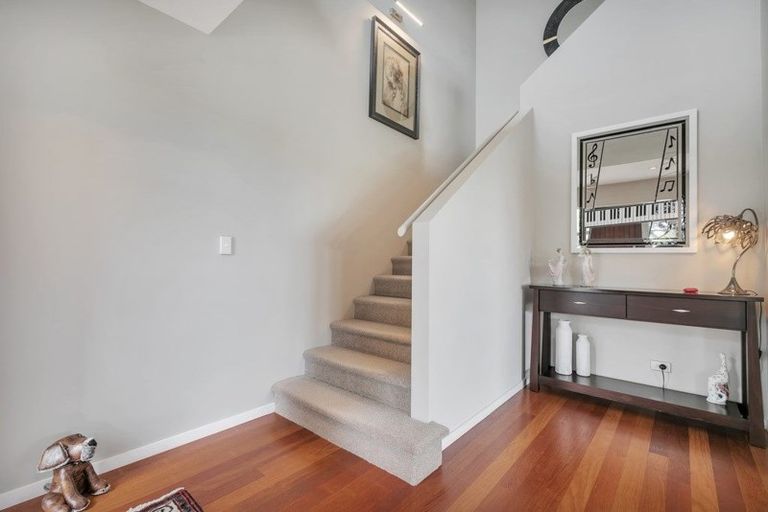 Photo of property in 20 Quebec Road, Milford, Auckland, 0620