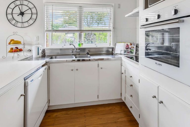 Photo of property in 23 Utuhina Road, Springfield, Rotorua, 3015