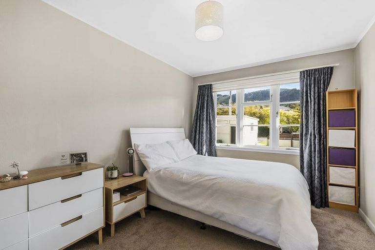 Photo of property in 78 Oxford Street, Tawa, Wellington, 5028