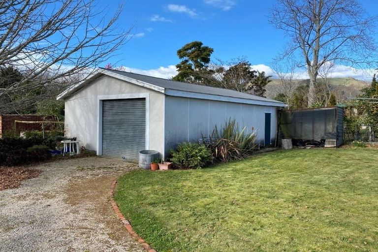 Photo of property in 35 Central Takaka Road, Takaka, 7183