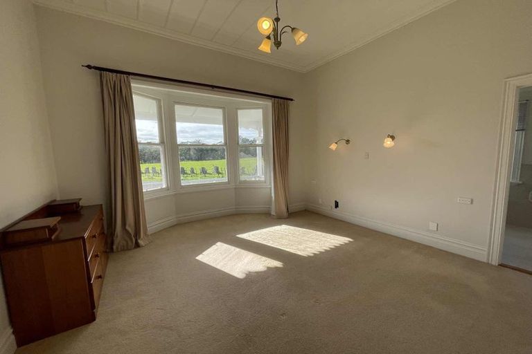 Photo of property in 480 Paremoremo Road, Paremoremo, Auckland, 0632