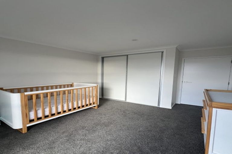 Photo of property in 32 Raranga Lane, Hobsonville, Auckland, 0616