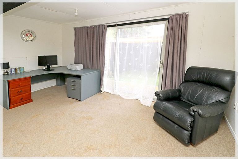 Photo of property in 16a Shortt Street, Foxton Beach, Foxton, 4815