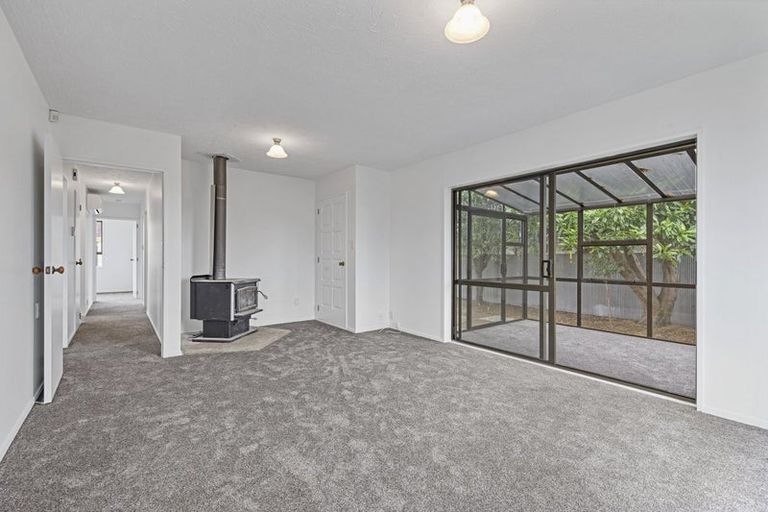 Photo of property in 2 Charles Street, Rangiora, 7400