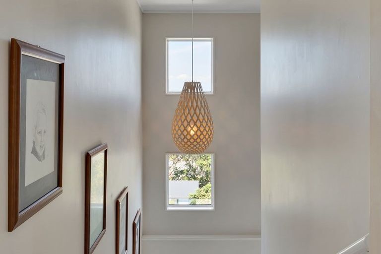 Photo of property in 6 Scott Street, Moturoa, New Plymouth, 4310