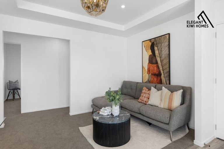 Photo of property in 35 Navarra Road, Halswell, 8025