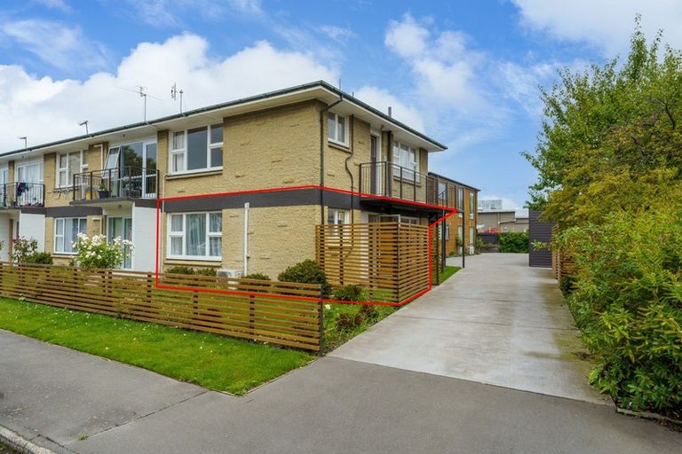 Photo of property in Bealey Courts, 1/271 Bealey Avenue, Christchurch Central, Christchurch, 8013