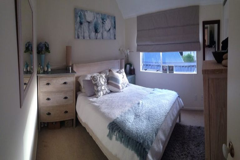 Photo of property in 4/56 Youngs Road, Papakura, 2110