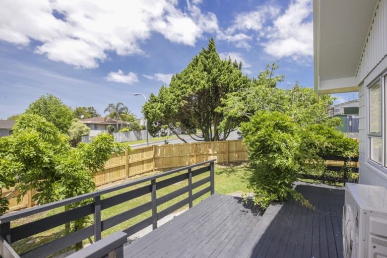 Photo of property in 8 Libra Street, Glen Eden, Auckland, 0602