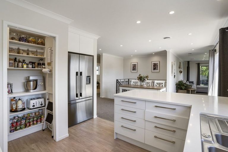 Photo of property in 10 Danny Place, Pyes Pa, Tauranga, 3112