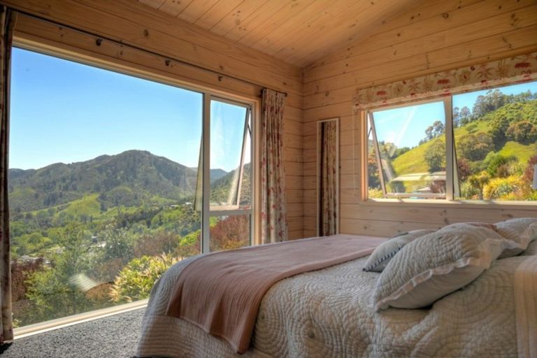 Photo of property in 8 City Heights, Maitai, Nelson, 7010