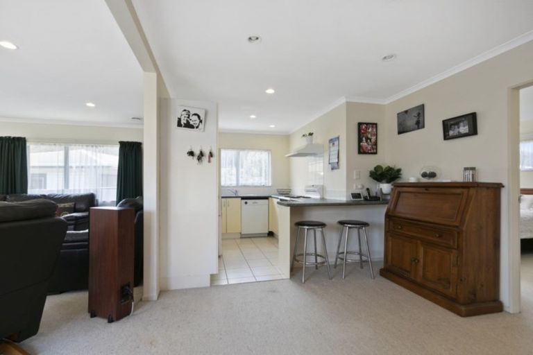 Photo of property in 5a Kilkenny Grove, Wainuiomata, Lower Hutt, 5014