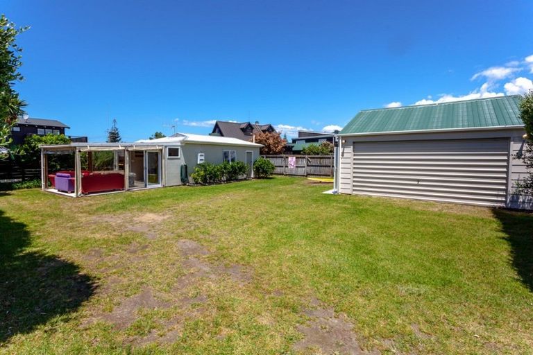 Photo of property in 302b Given Avenue, Whangamata, 3620