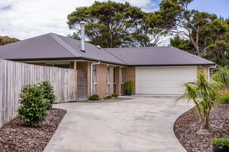 Photo of property in 25 Halyard Loop, Haruru, 0204