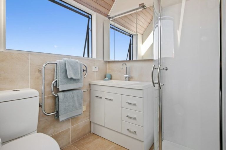 Photo of property in 3 Sale Street, Cockle Bay, Auckland, 2014