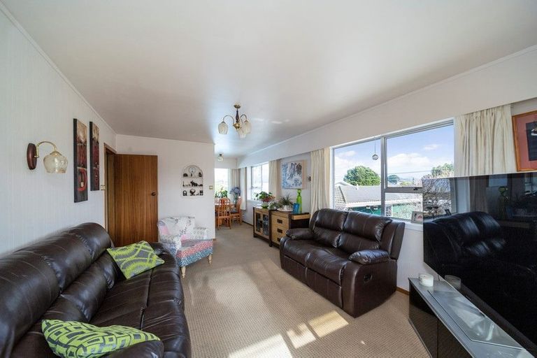 Photo of property in 79a Barrett Street, Westown, New Plymouth, 4310