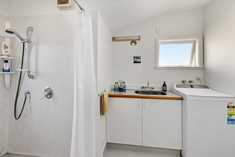 Photo of property in 61 Falkirk Avenue, Seatoun, Wellington, 6022
