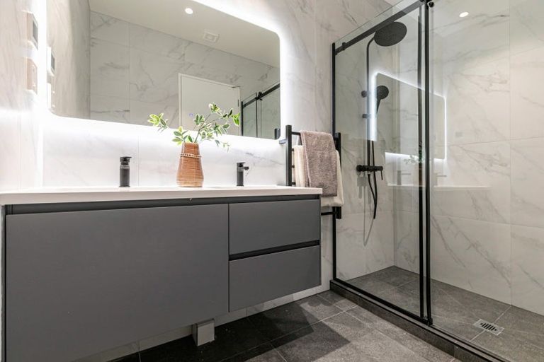 Photo of property in 167a East Coast Road, Castor Bay, Auckland, 0620