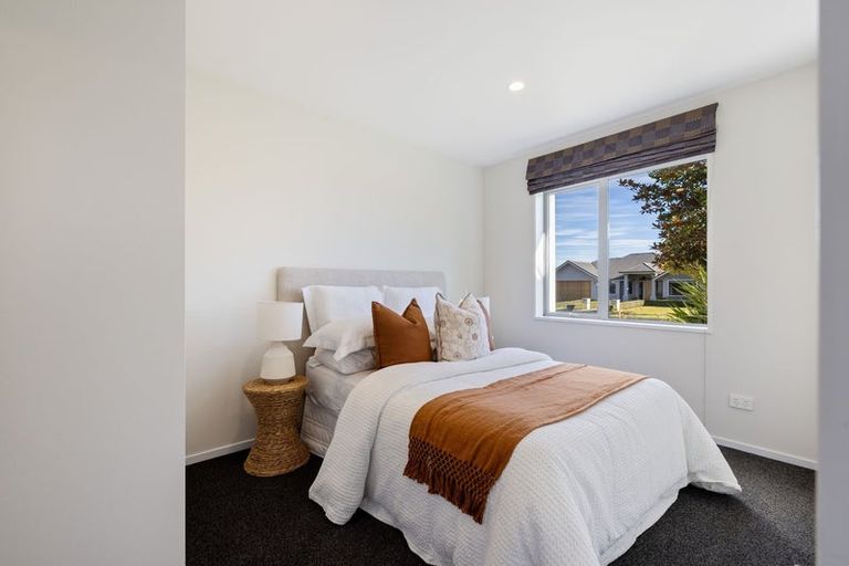 Photo of property in 66 Lamorna Road, Parklands, Christchurch, 8083