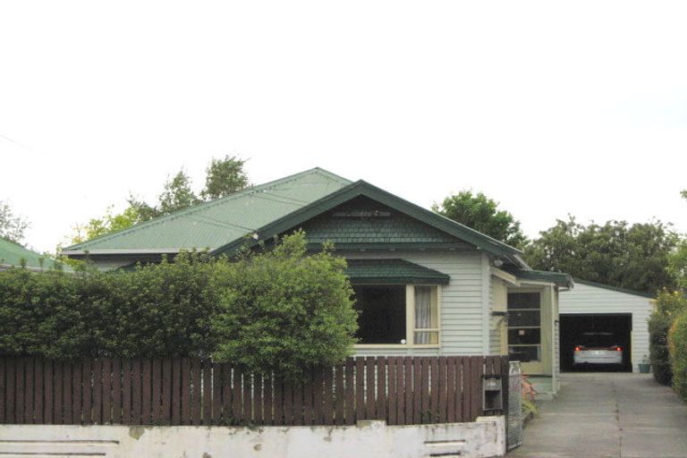 Photo of property in 154 Hills Road, Edgeware, Christchurch, 8013