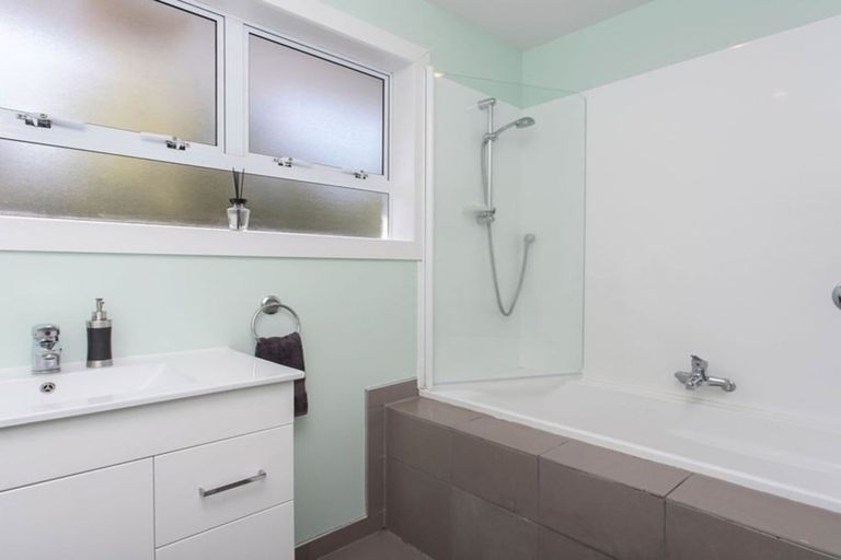 Photo of property in 3 Aspen Place, Parklands, Christchurch, 8083