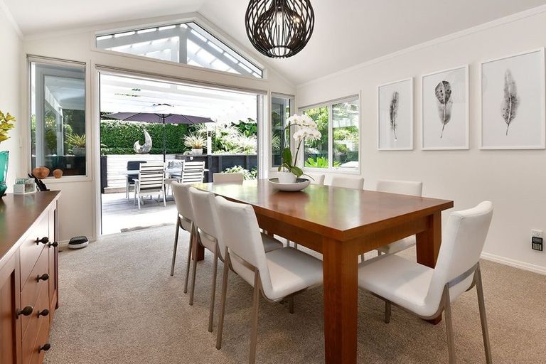 Photo of property in 20 Whale Cove, Stanmore Bay, Whangaparaoa, 0932