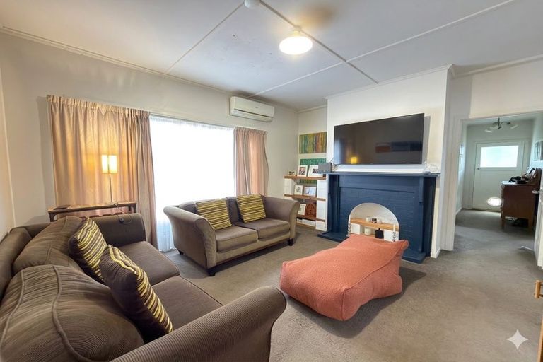 Photo of property in 33a Gloucester Road, Manurewa, Auckland, 2102