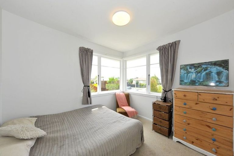 Photo of property in 46 Rowan Avenue, Aranui, Christchurch, 8061