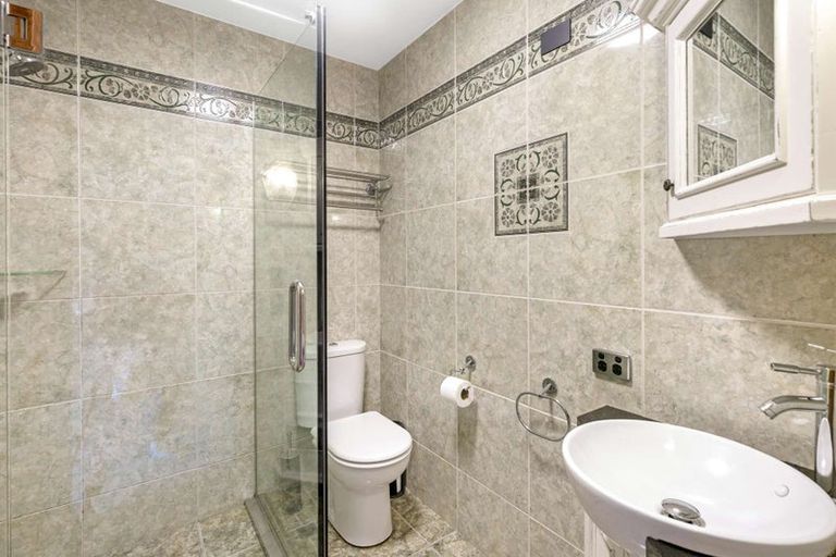 Photo of property in Village Green, 2/16 Quiet Woman Way, Monaco, Nelson, 7011