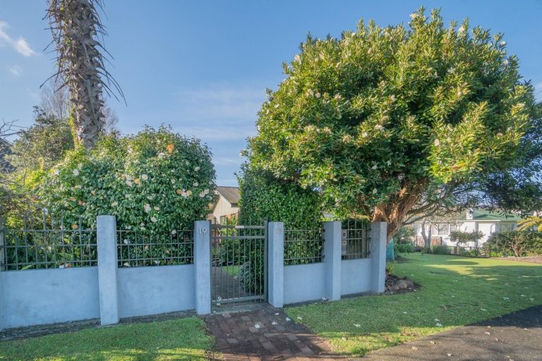 Photo of property in 19 Cornwall Road, Papatoetoe, Auckland, 2025